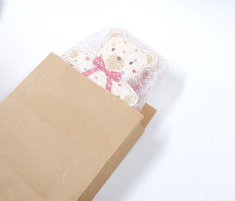 配送案(3)運送会社の袋に入れて出荷(こちらの袋は幅20cm、マチが8cmです)