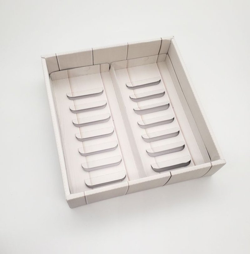 画像1: 母の日ギフト　ホワイト（仕切付）中サイズ　50枚入／単価　198円