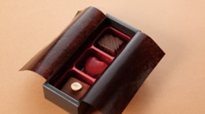 画像3: 【トリュフ用箱】チョコレートボックス用グラシン紙　茶/白＠1枚あたり4.80〜11.25円 (3)