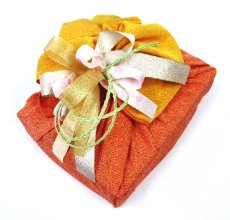 画像1: ポリ風呂敷【在庫限商品】華優彩　松に梅（朱×橙）二巾/１枚222円 (1)