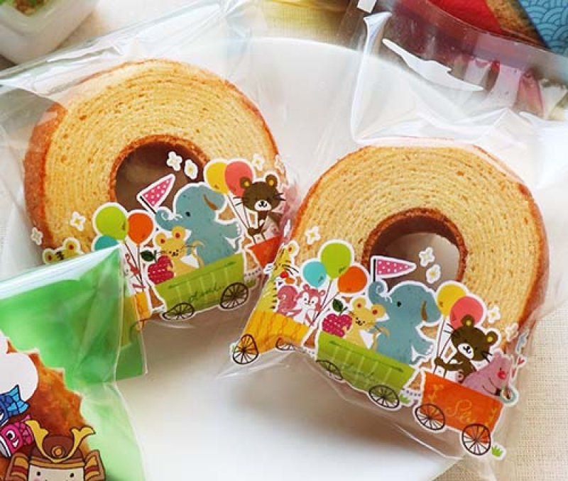 ※使用イメージ。中のお菓子が見えます