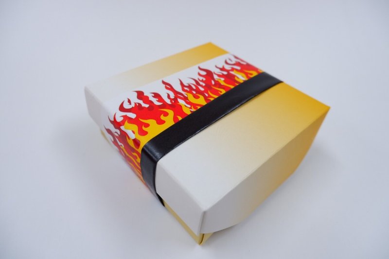 【和柄の帯を無料ダウンロードしていただけます！】こちらは４サイズです