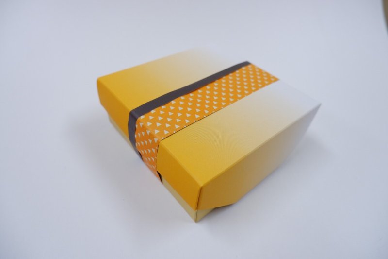 【和柄の帯を無料ダウンロードしていただけます！】こちらは４サイズです