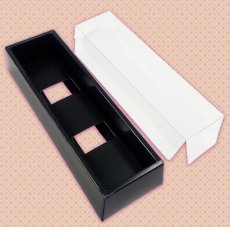 フタは透明です。