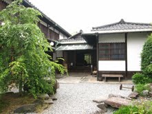 「今話題の和菓子屋さんに行ってきました♪」